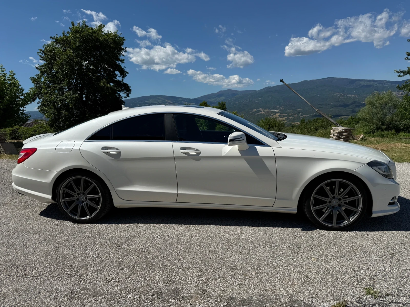 Mercedes-Benz CLS 350  ЛИЗИНГ Keyless Go Night Vision Harman Kardon, снимка 4 - Автомобили и джипове - 54904024