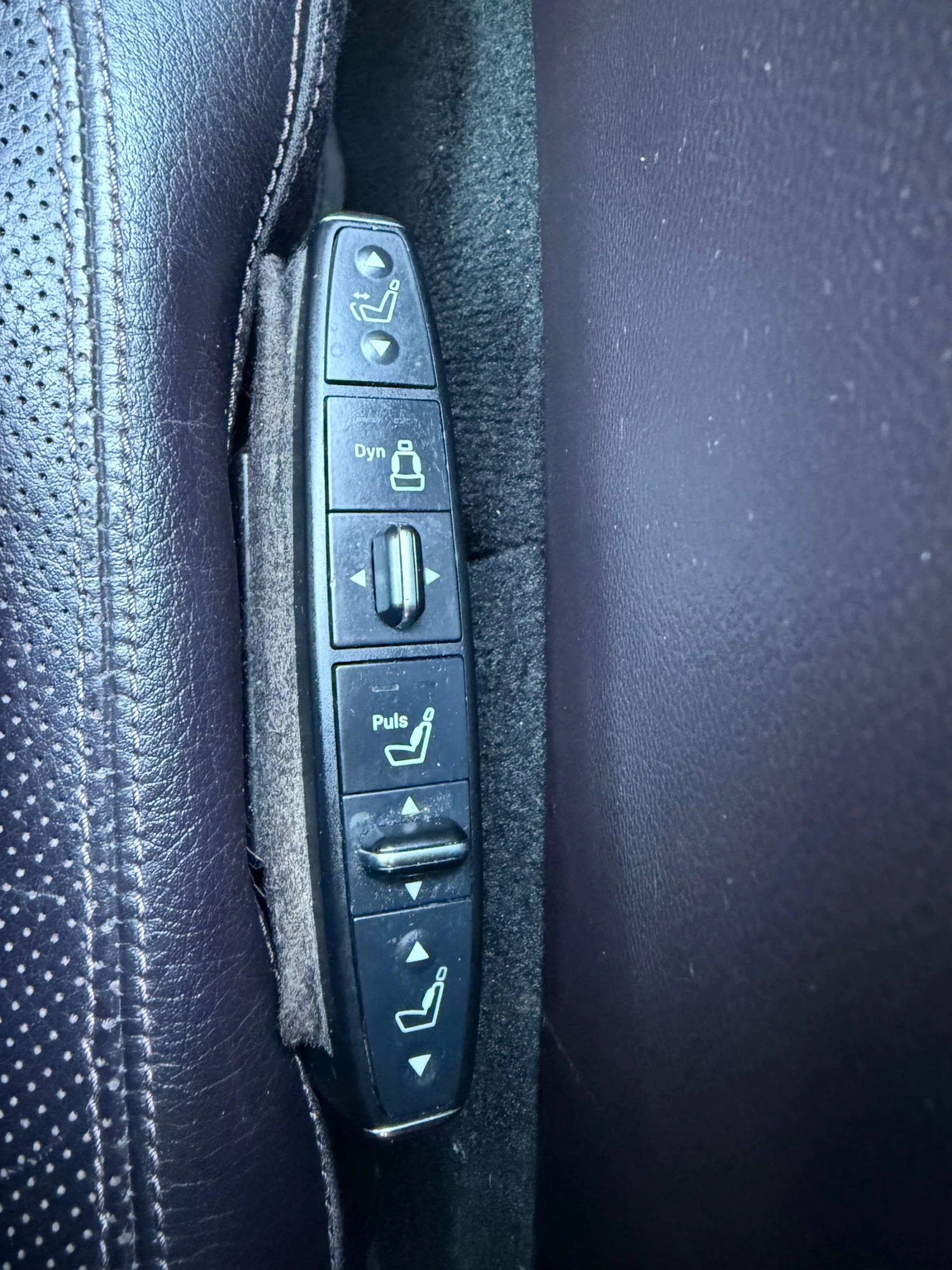 Mercedes-Benz CLS 350  ЛИЗИНГ Keyless Go Night Vision Harman Kardon, снимка 17 - Автомобили и джипове - 54904024
