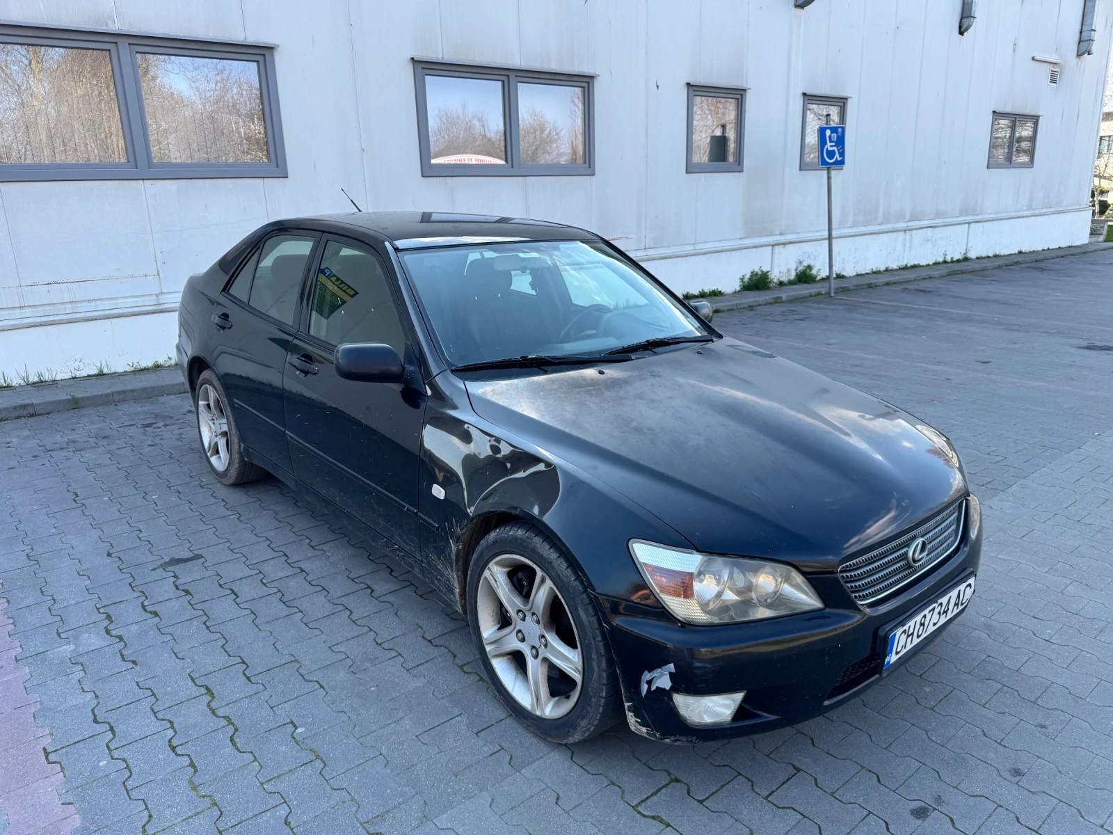 Lexus IS 200, снимка 2 - Автомобили и джипове - 55011048