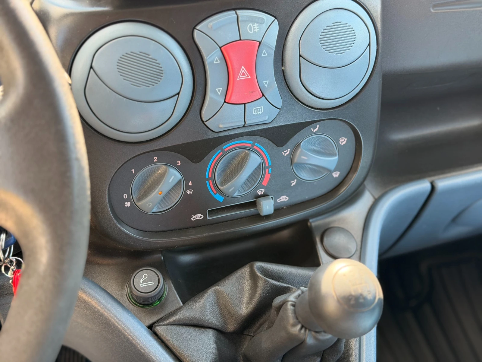 Fiat Doblo 1.9JTD, снимка 11 - Автомобили и джипове - 55053918