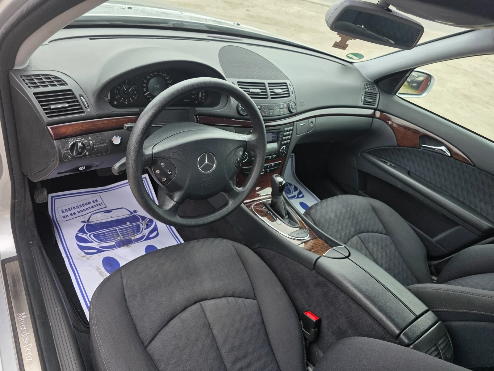 Mercedes-Benz E 280 Бензин Газ, снимка 10 - Автомобили и джипове - 55117320