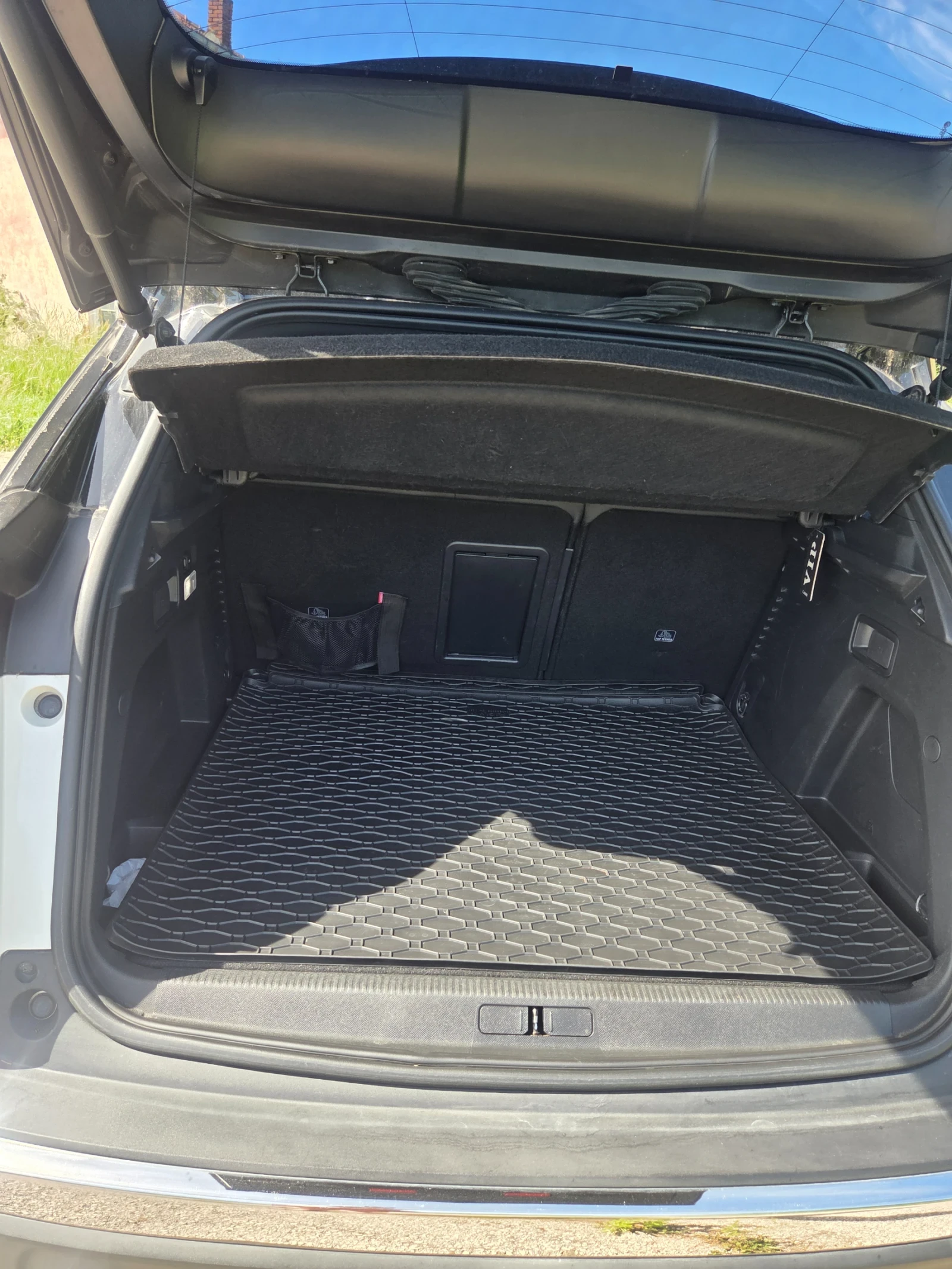 Peugeot 3008, снимка 6 - Автомобили и джипове - 55416794