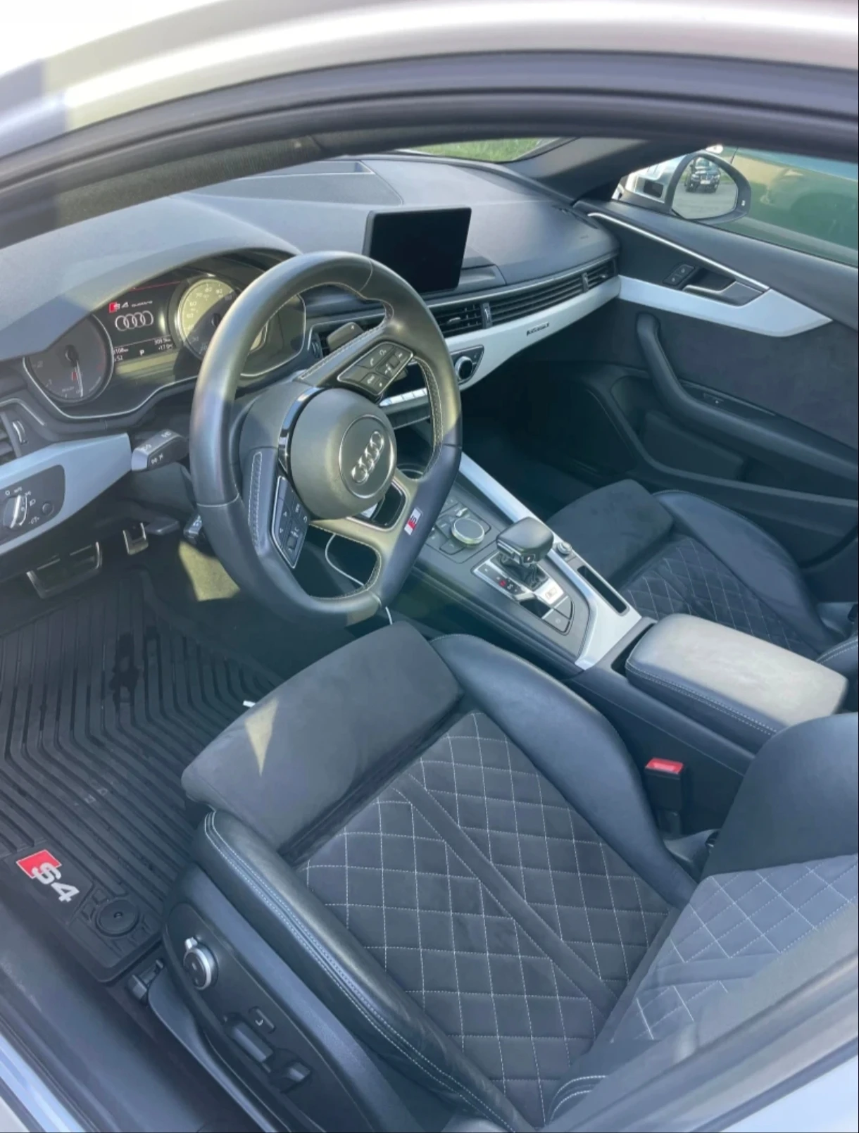 Audi S4, снимка 11 - Автомобили и джипове - 55532905