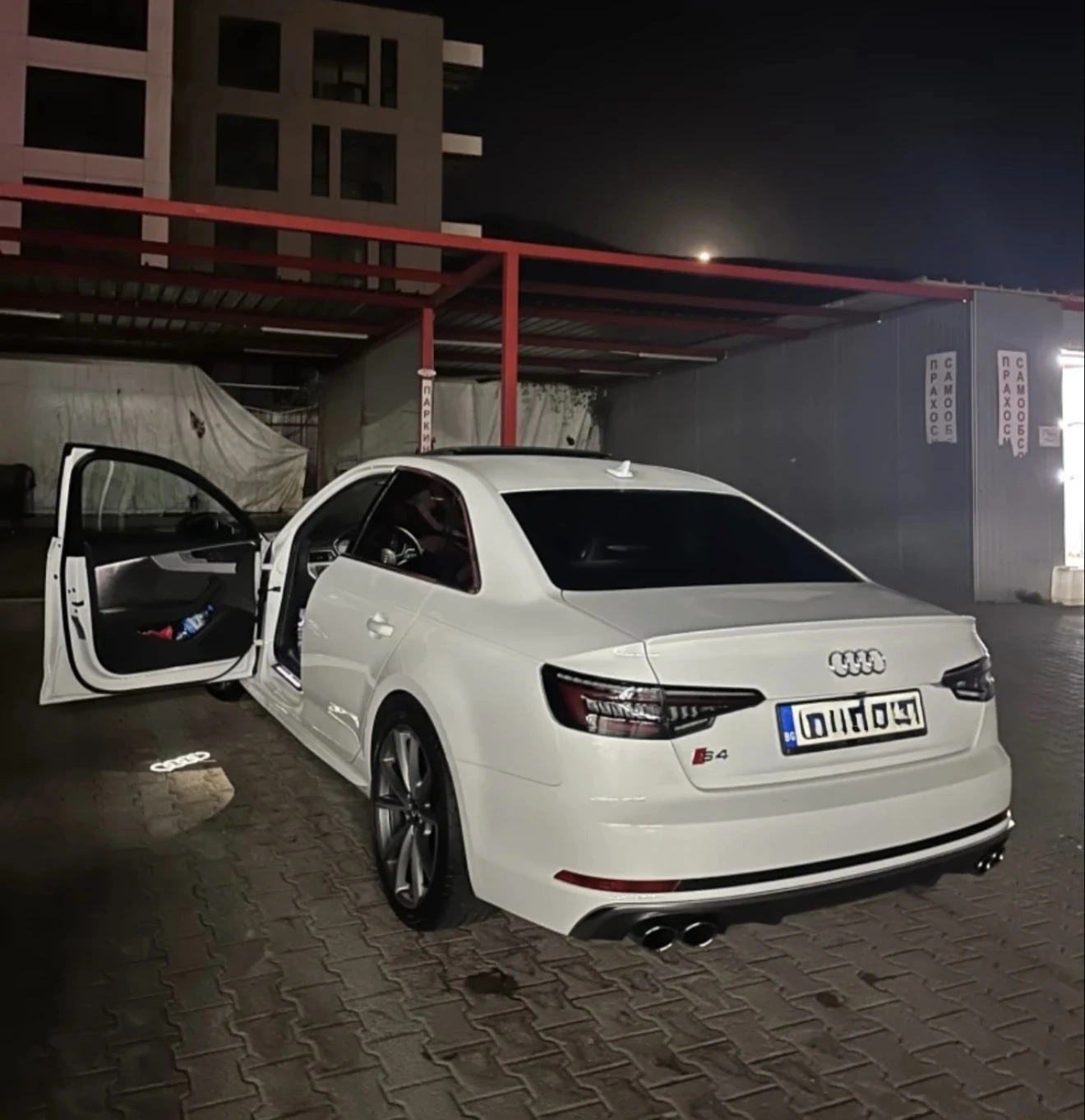 Audi S4, снимка 8 - Автомобили и джипове - 55532905