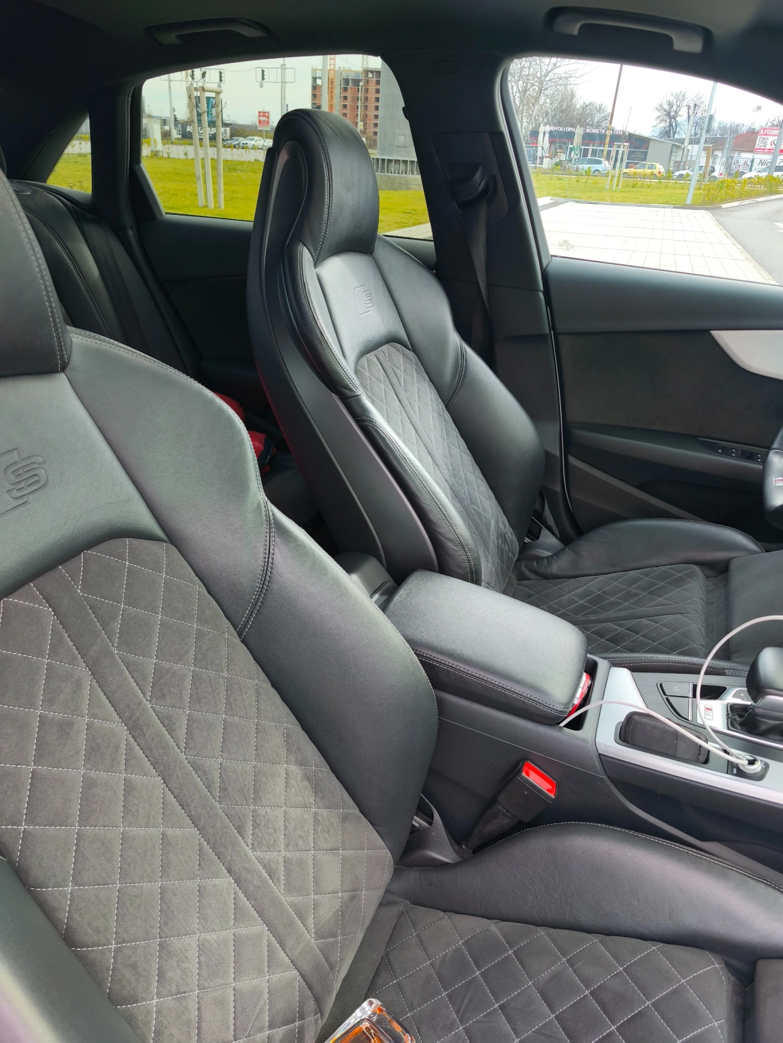 Audi S4, снимка 13 - Автомобили и джипове - 55532905
