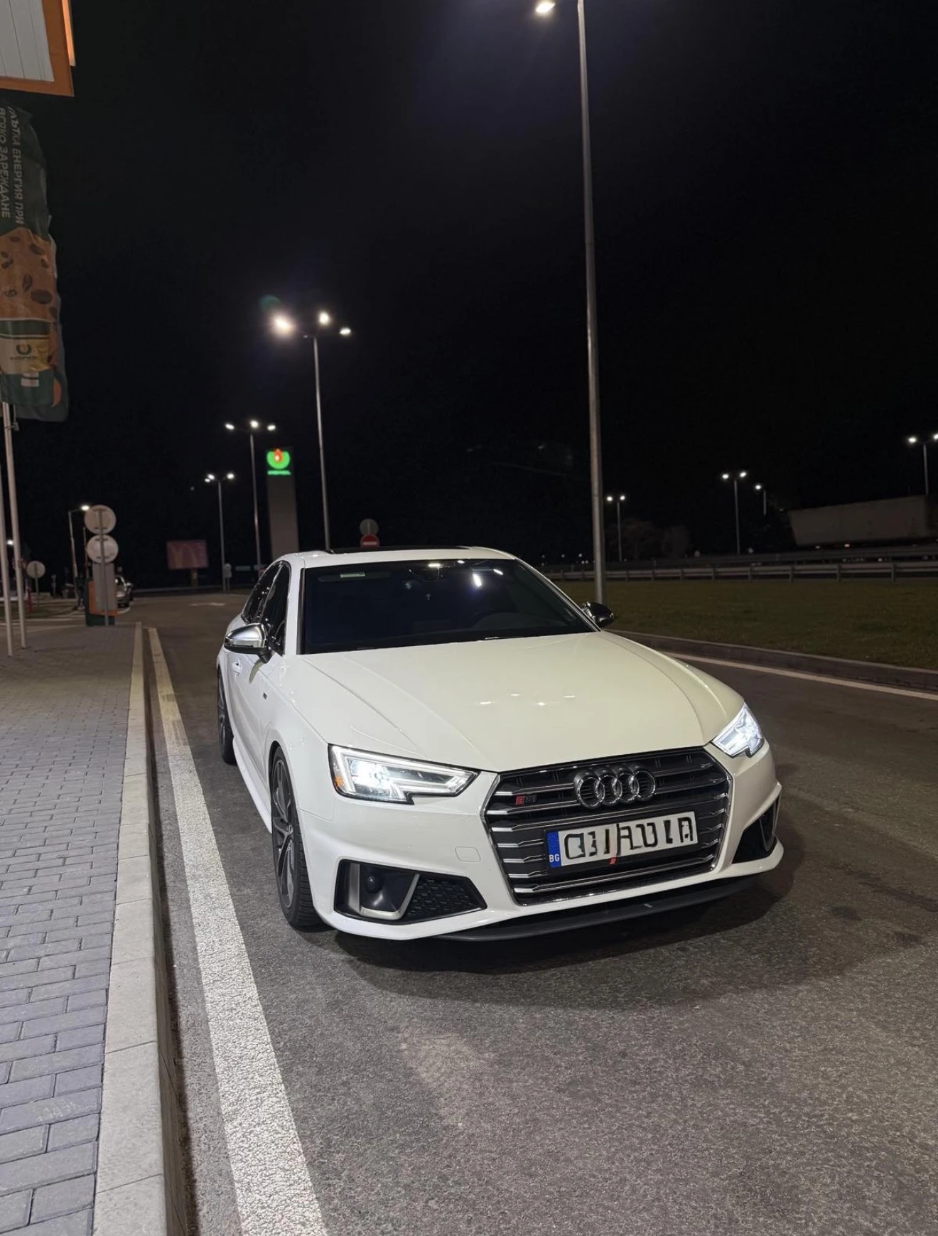 Audi S4