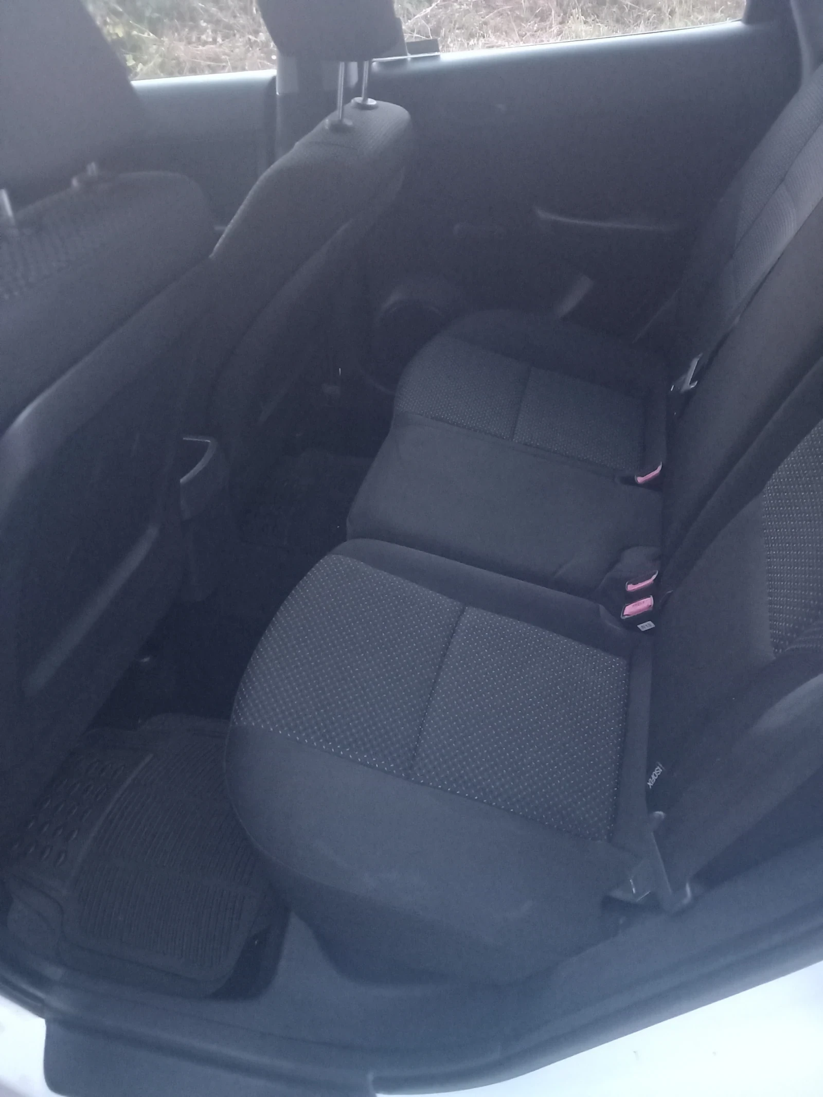 Hyundai I30 1.4 газ, снимка 10 - Автомобили и джипове - 55657846