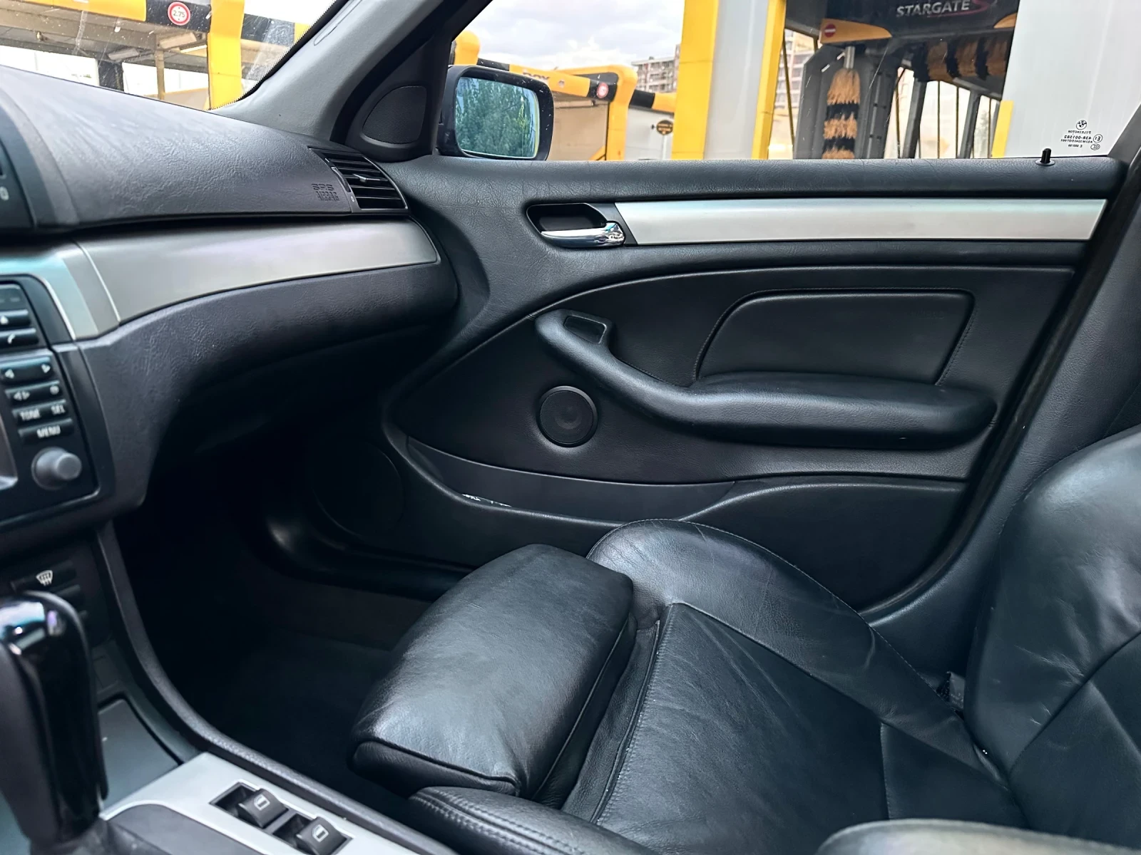 BMW 330 D, снимка 9 - Автомобили и джипове - 55675551
