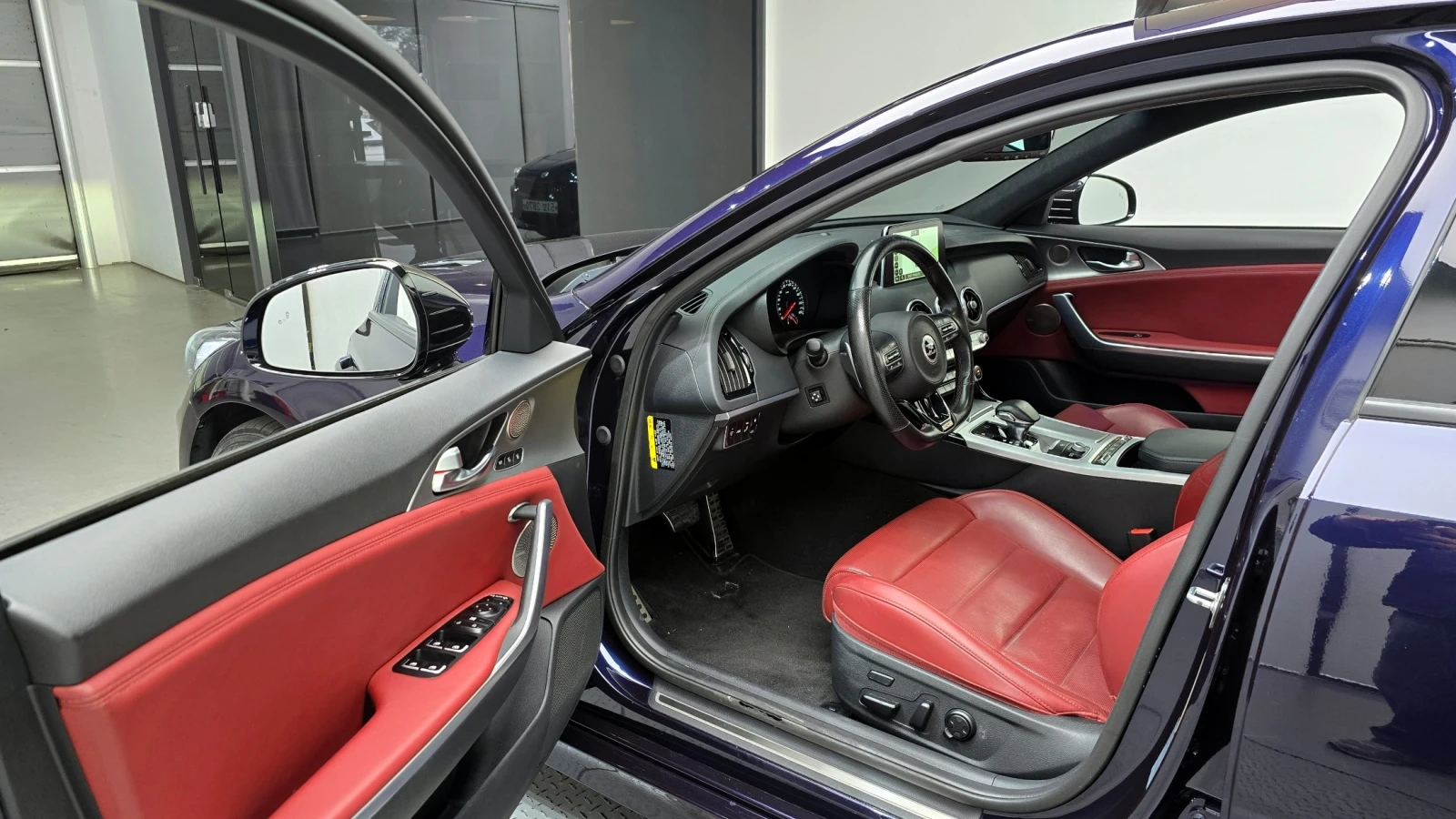 Kia Stinger AWD GT | Обдухване | Подгрев | Keyless, снимка 6 - Автомобили и джипове - 55738765