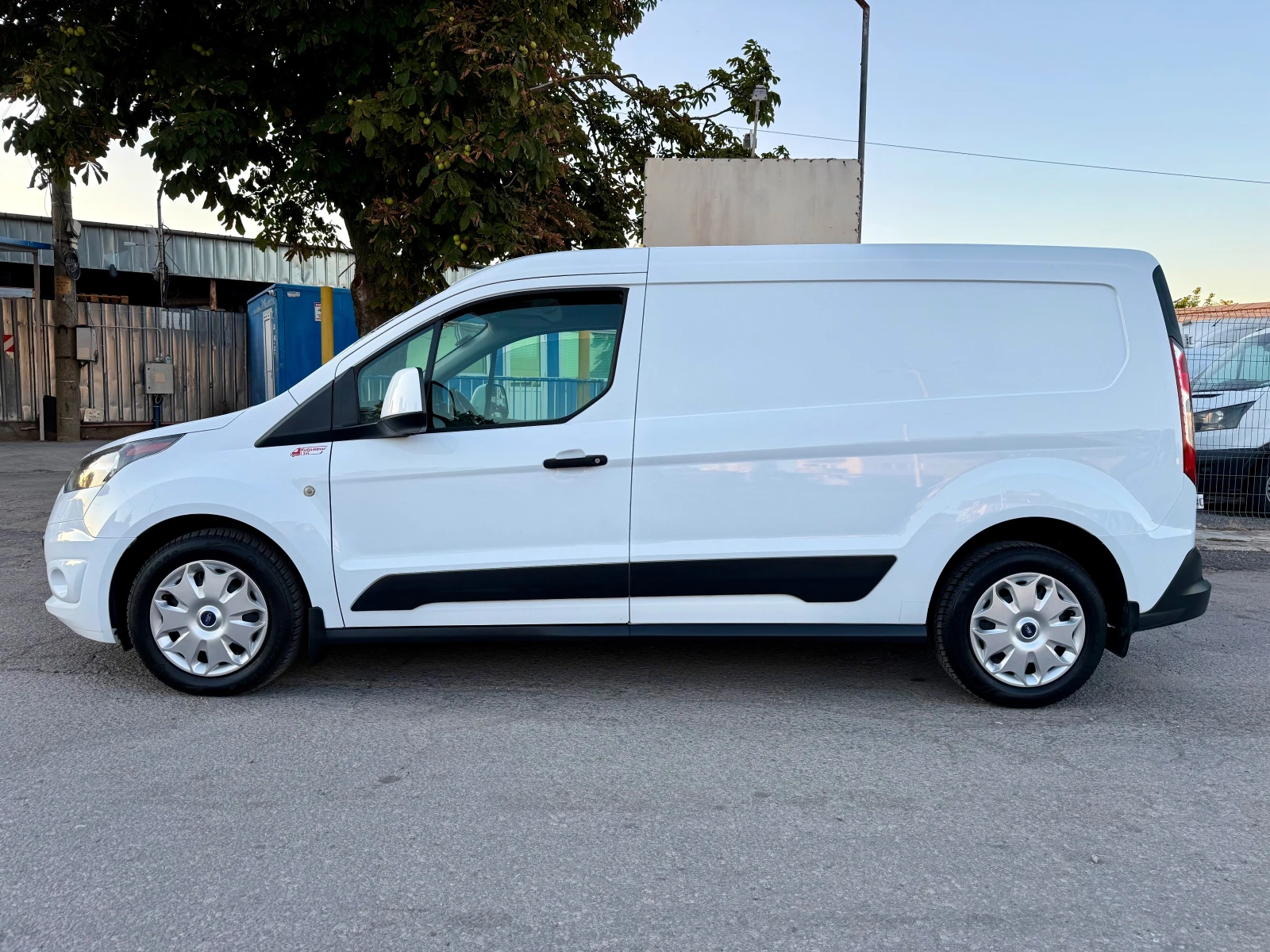 Ford Connect 1.5 TDCi  MAXI EVRO6, снимка 2 - Автомобили и джипове - 55740011