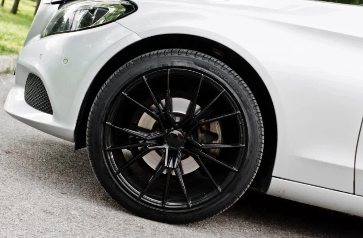 Mercedes-Benz C 220, снимка 6 - Автомобили и джипове - 55971368