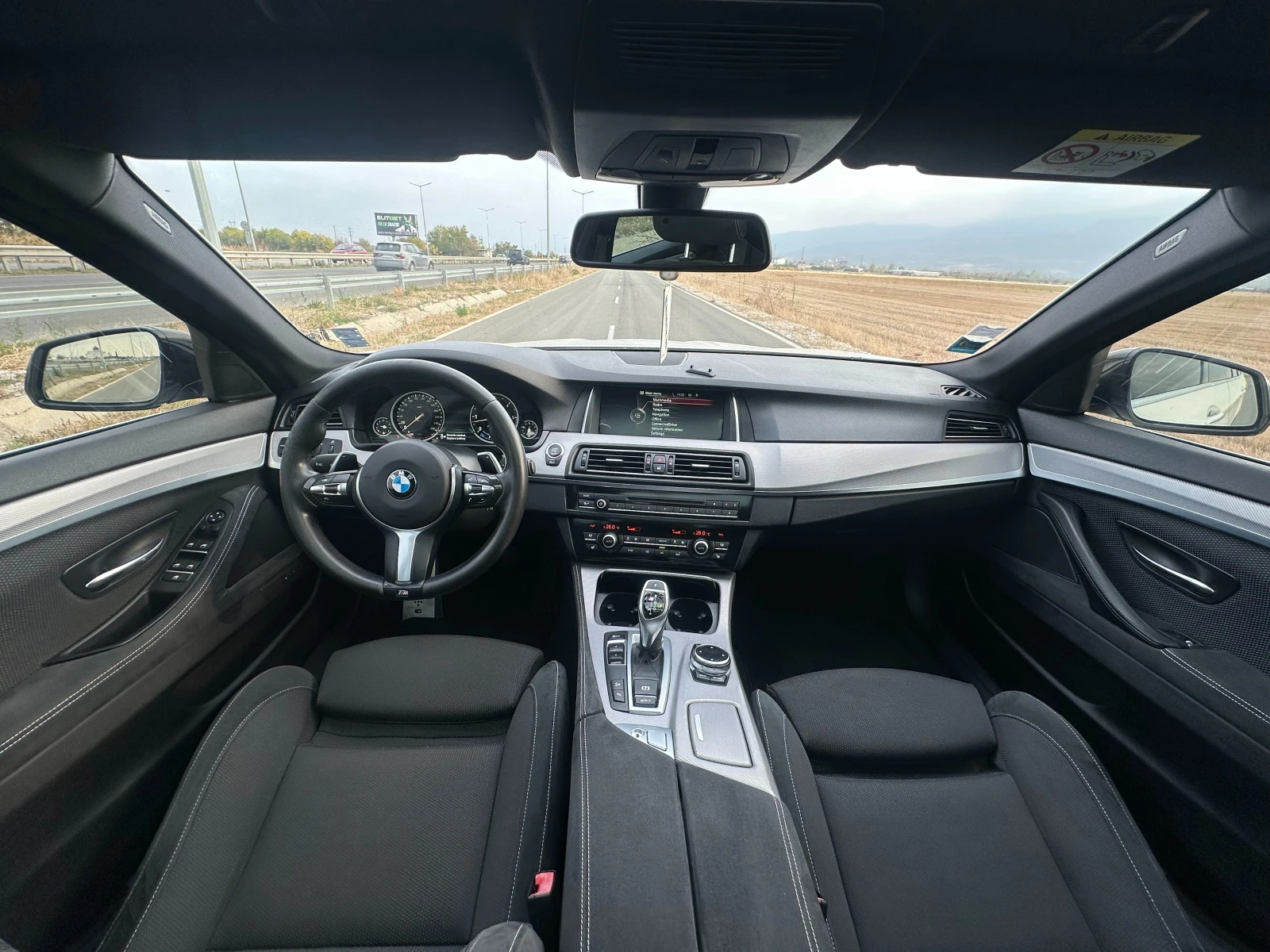 BMW 550 M-Performance, снимка 11 - Автомобили и джипове - 56131874