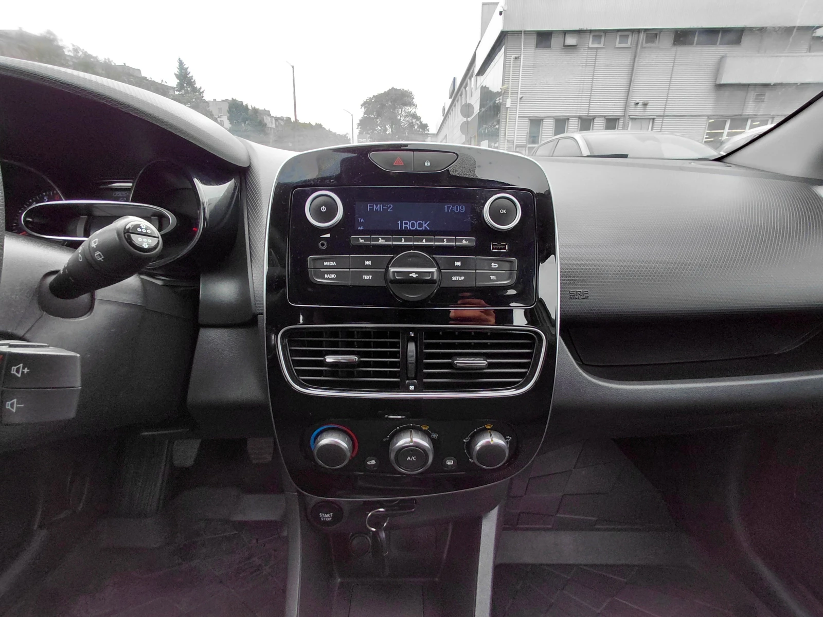 Renault Clio 1.2 /75�.�/Life | Mobile.bg � ����������� 10