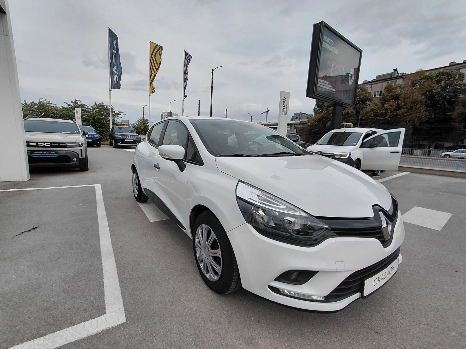 Renault Clio 1.2 /75�.�/Life | Mobile.bg � ����������� 3