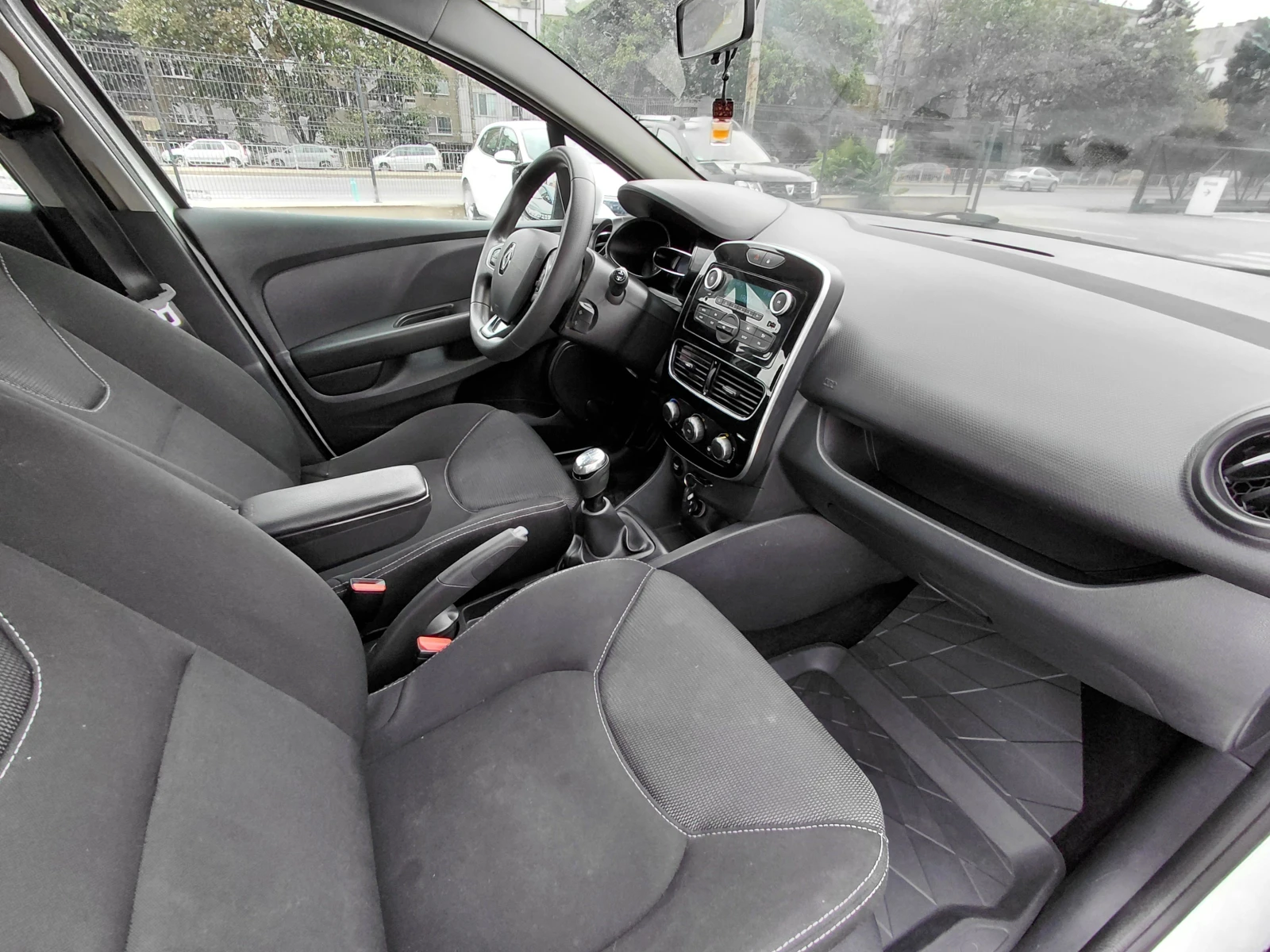 Renault Clio 1.2 /75�.�/Life | Mobile.bg � ����������� 12