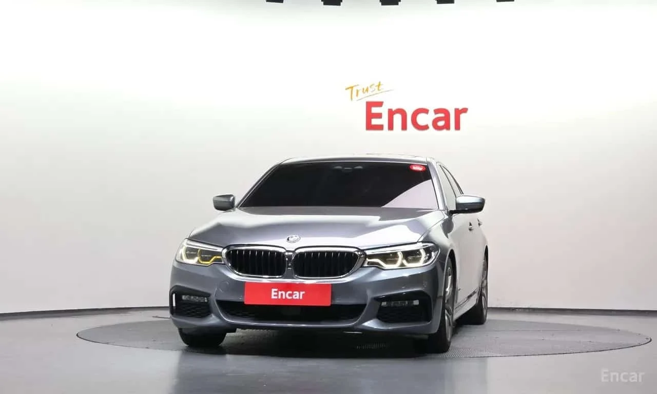 BMW 530 * 530i M Sport Package Plus * ЦЕНА ДО БГ, снимка 3 - Автомобили и джипове - 56313445