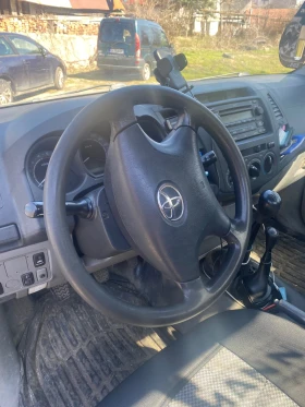 Toyota Hilux, снимка 7