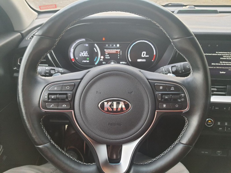 Kia Niro ExecutiveLine 64 kWh, снимка 3 - Автомобили и джипове - 45597654
