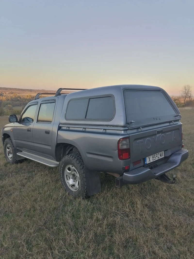 Toyota Hilux 2.4 TD , снимка 5 - Автомобили и джипове - 47694016