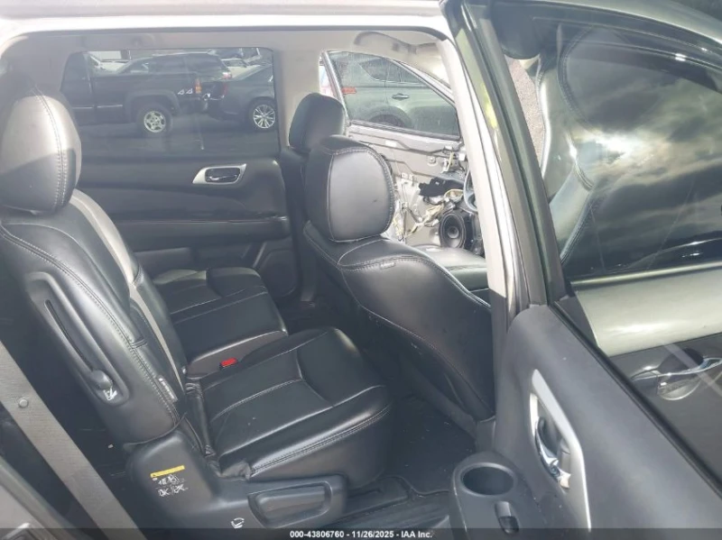 Nissan Pathfinder 3.5L V-6 DI, DOHC, VVT, 284HP 4X4 Drive, снимка 13 - Автомобили и джипове - 53135348