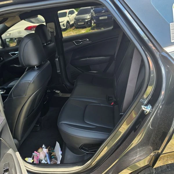Kia Sportage 2.0 Automatic, снимка 12 - Автомобили и джипове - 55738921