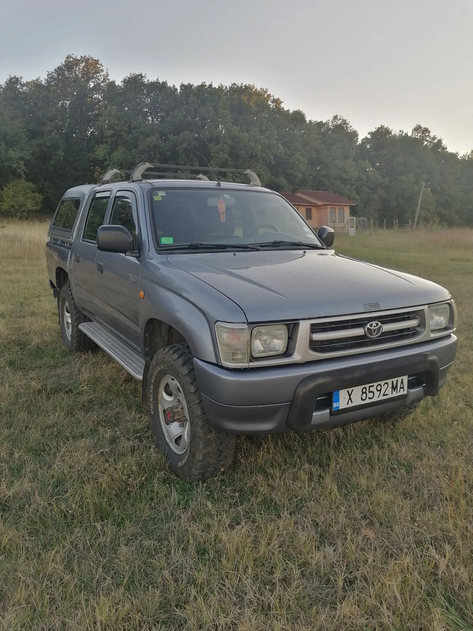 Toyota Hilux 2.4 TD  - изображение 2