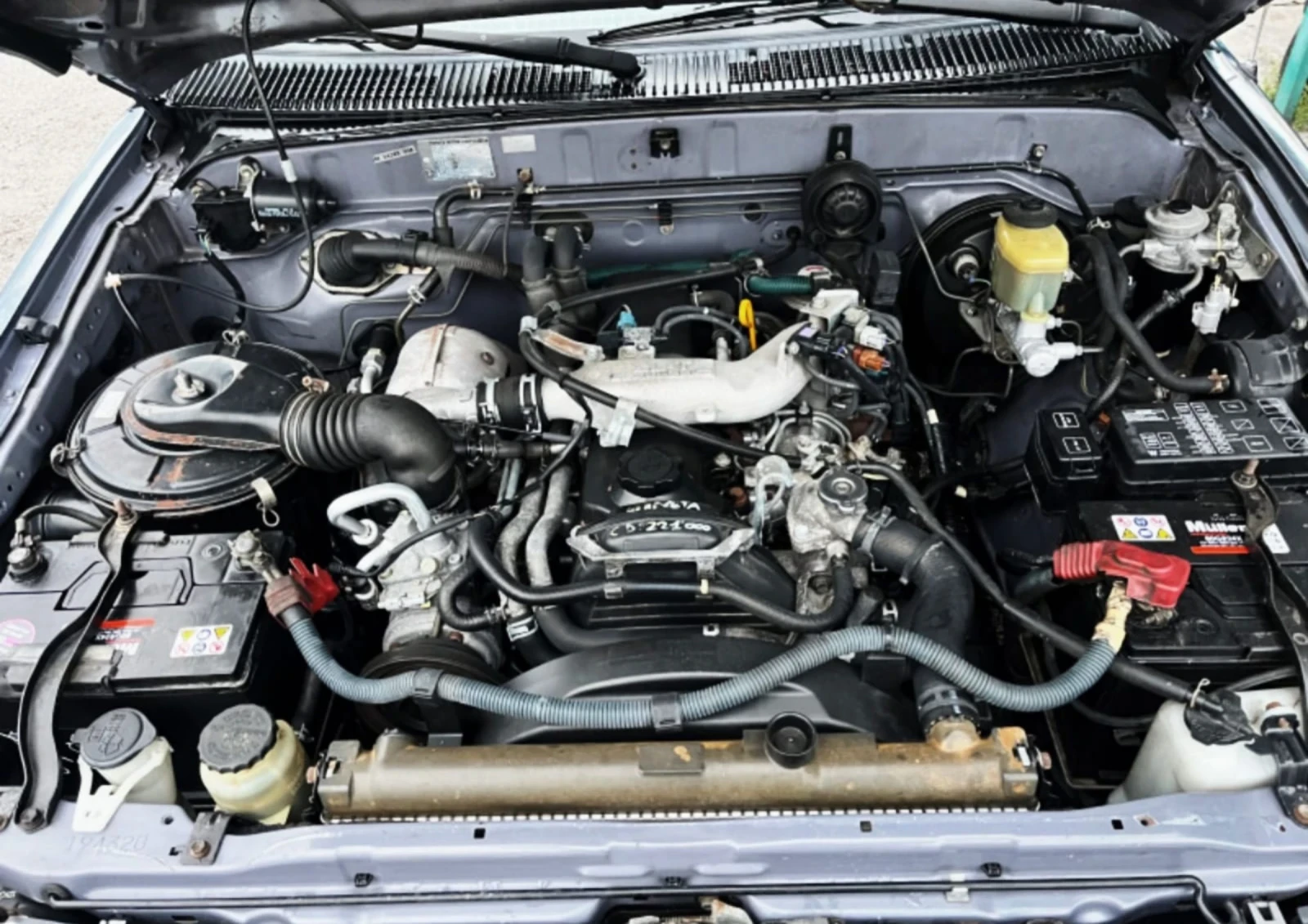 Toyota Hilux 2.4 TD  | Mobile.bg — изображение 16