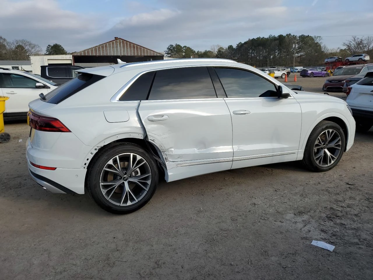 Audi Q8 Premium Plus* B&O* Matrix* 360* Head-Up* Въздух*  - изображение 5