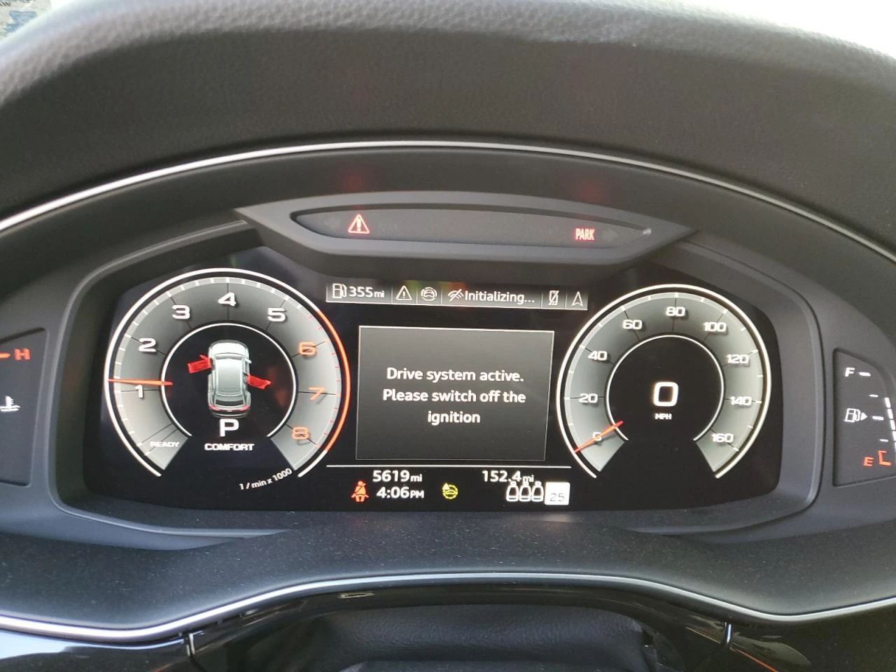 Audi Q8 Premium Plus* B&O* Matrix* 360* Head-Up* Въздух*  - изображение 9