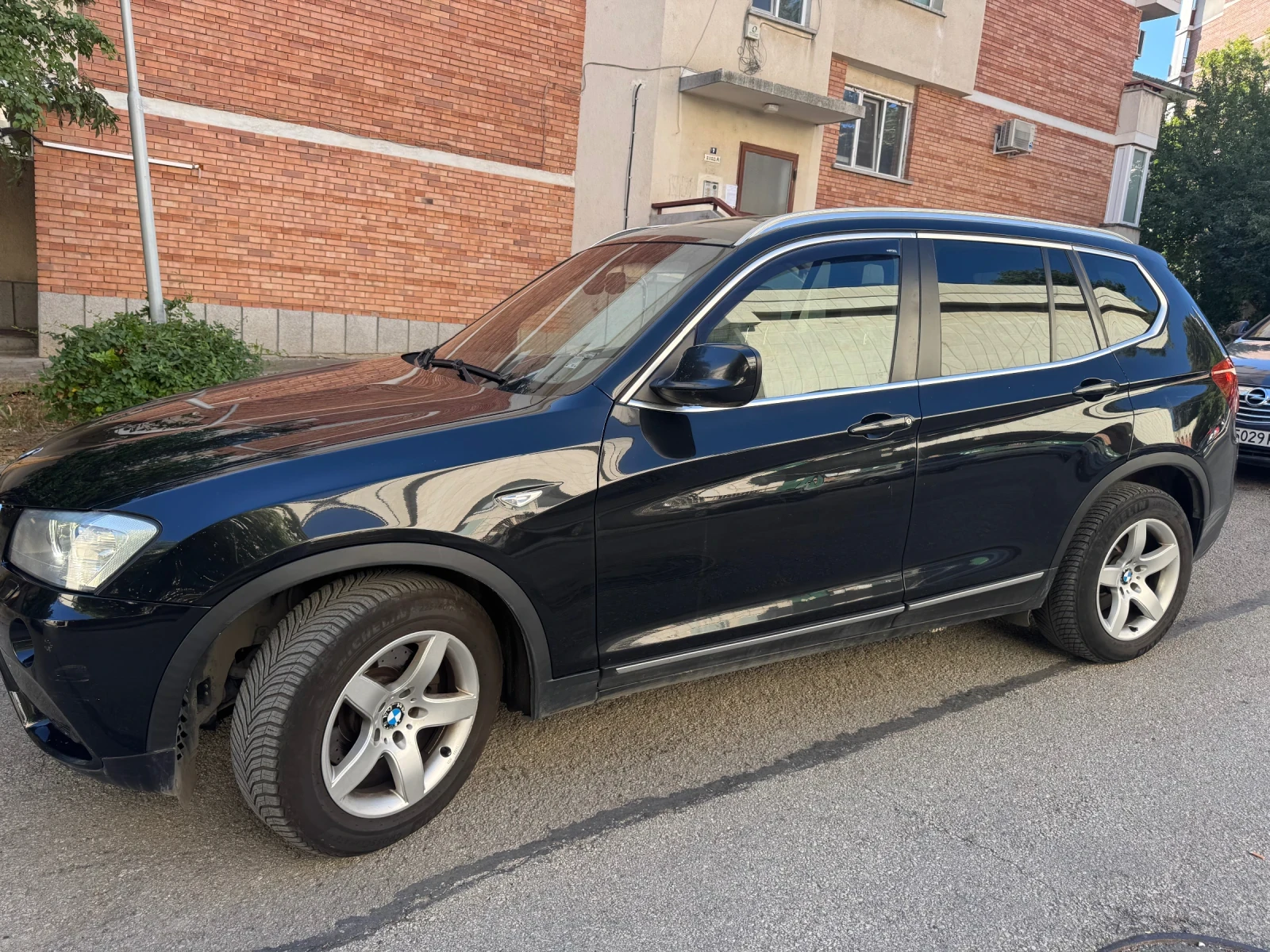 BMW X3 3.0 - изображение 3