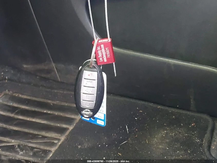 Nissan Pathfinder 3.5L V-6 DI, DOHC, VVT, 284HP 4X4 Drive - изображение 3