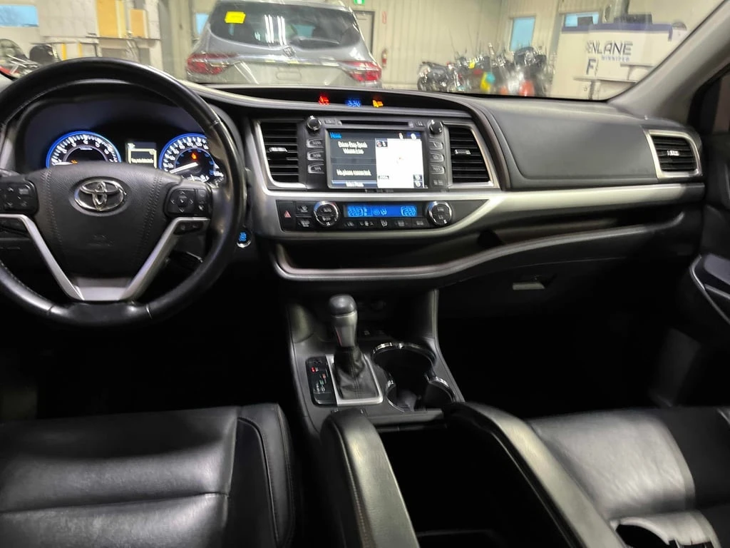 Toyota Highlander * XLE * CARFAX * БЕЗ ПЪРВОНАЧАЛНА ВНОСКА - изображение 9