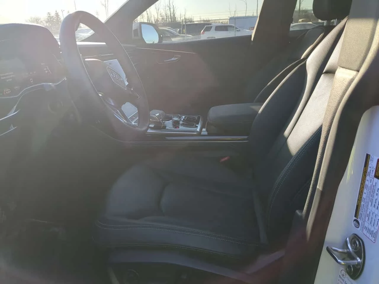 Audi Q8 55TFSI * Progressiv * Без инциденти * CARFAX * , снимка 9 - Автомобили и джипове - 53987218