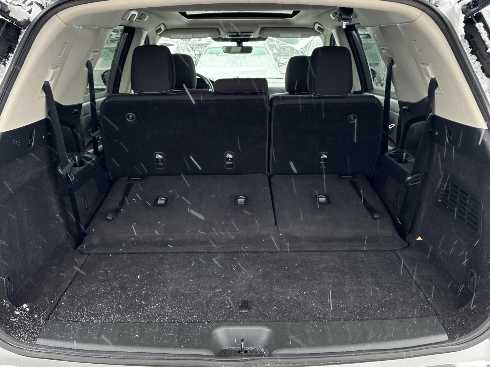 Nissan Pathfinder * * CARFAX * * АВТО КРЕДИТ * * , снимка 14 - Автомобили и джипове - 54209650