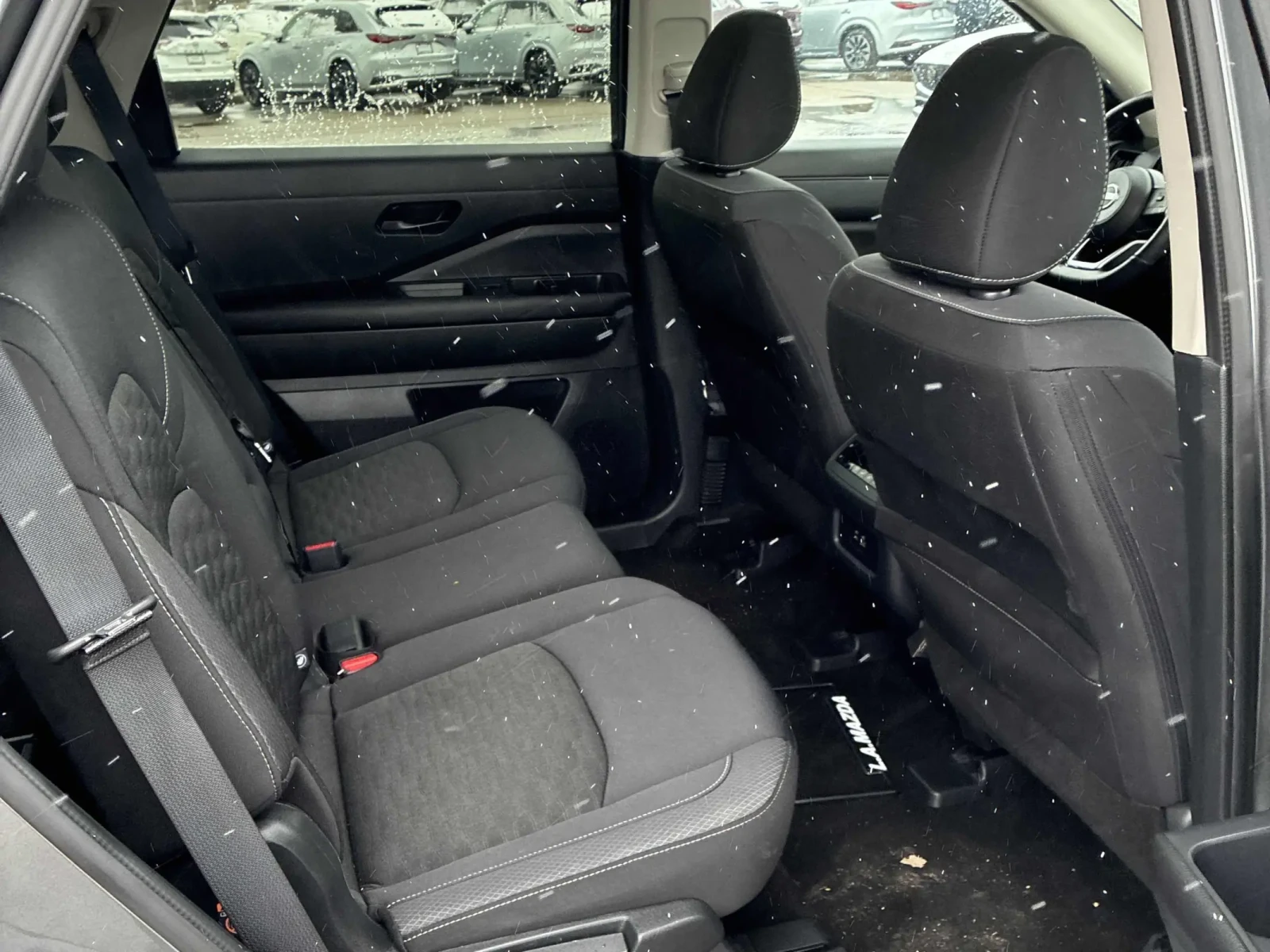 Nissan Pathfinder * * CARFAX * * АВТО КРЕДИТ * * , снимка 9 - Автомобили и джипове - 54209650