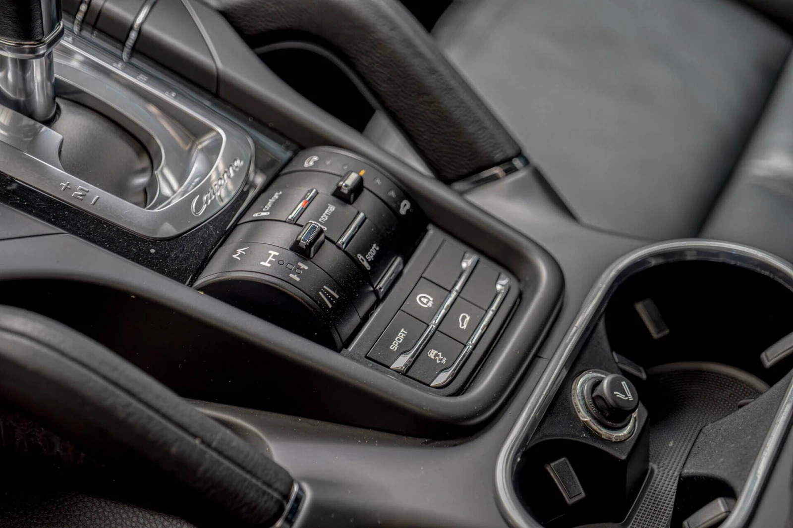 Porsche Cayenne S V8 4.8/PDLS/Bose/PDC/Memory/Шибедах, снимка 9 - Автомобили и джипове - 54358849