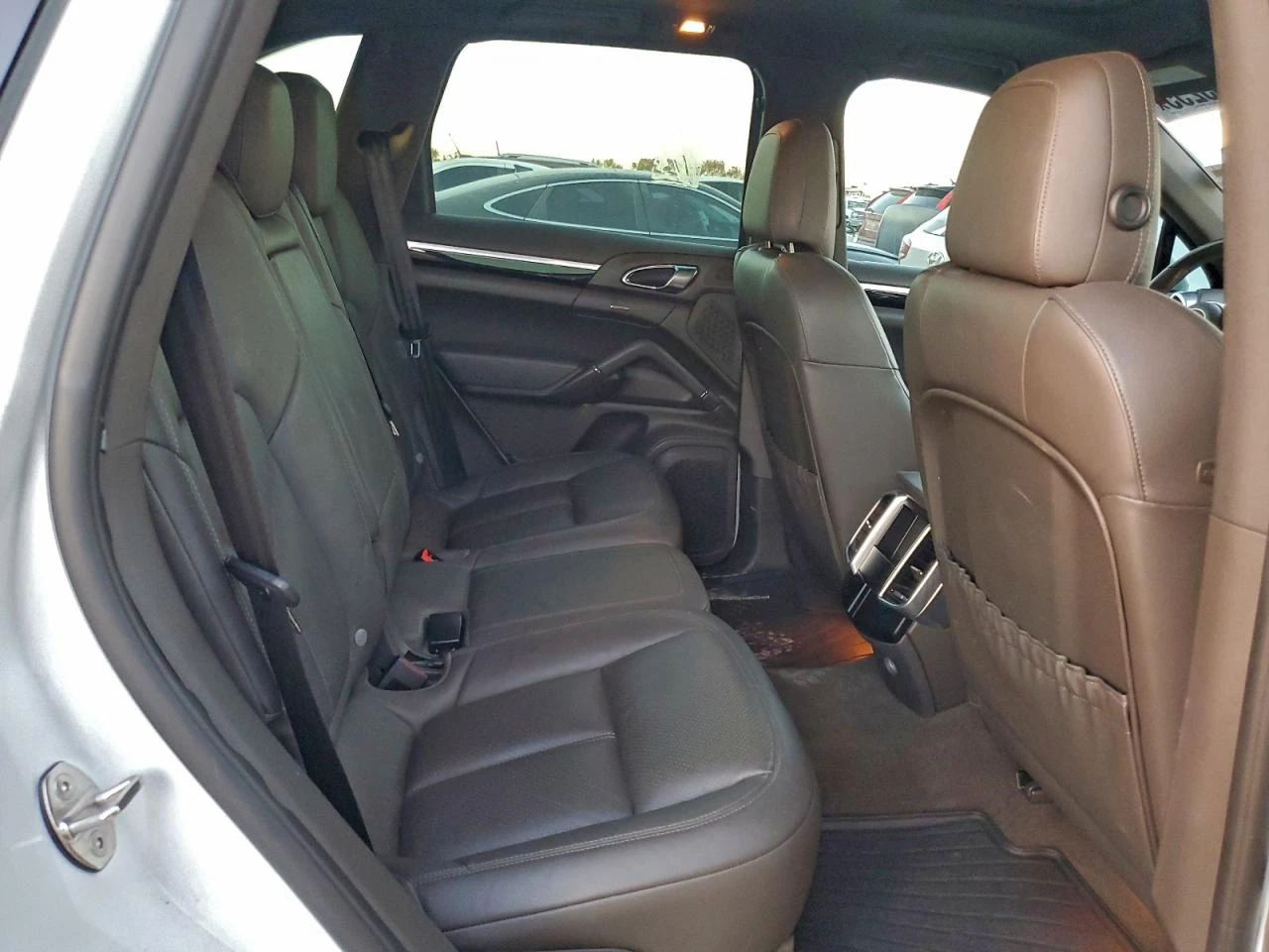 Porsche Cayenne SE HYBRID, снимка 11 - Автомобили и джипове - 54382721