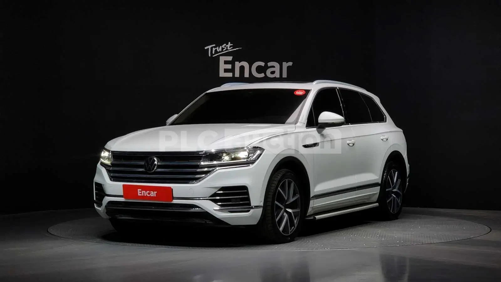 VW Touareg 3.0 TDI 4X4 | DIGITAL| PANO| DIST| CAM | ТЕХНОТЕСТ