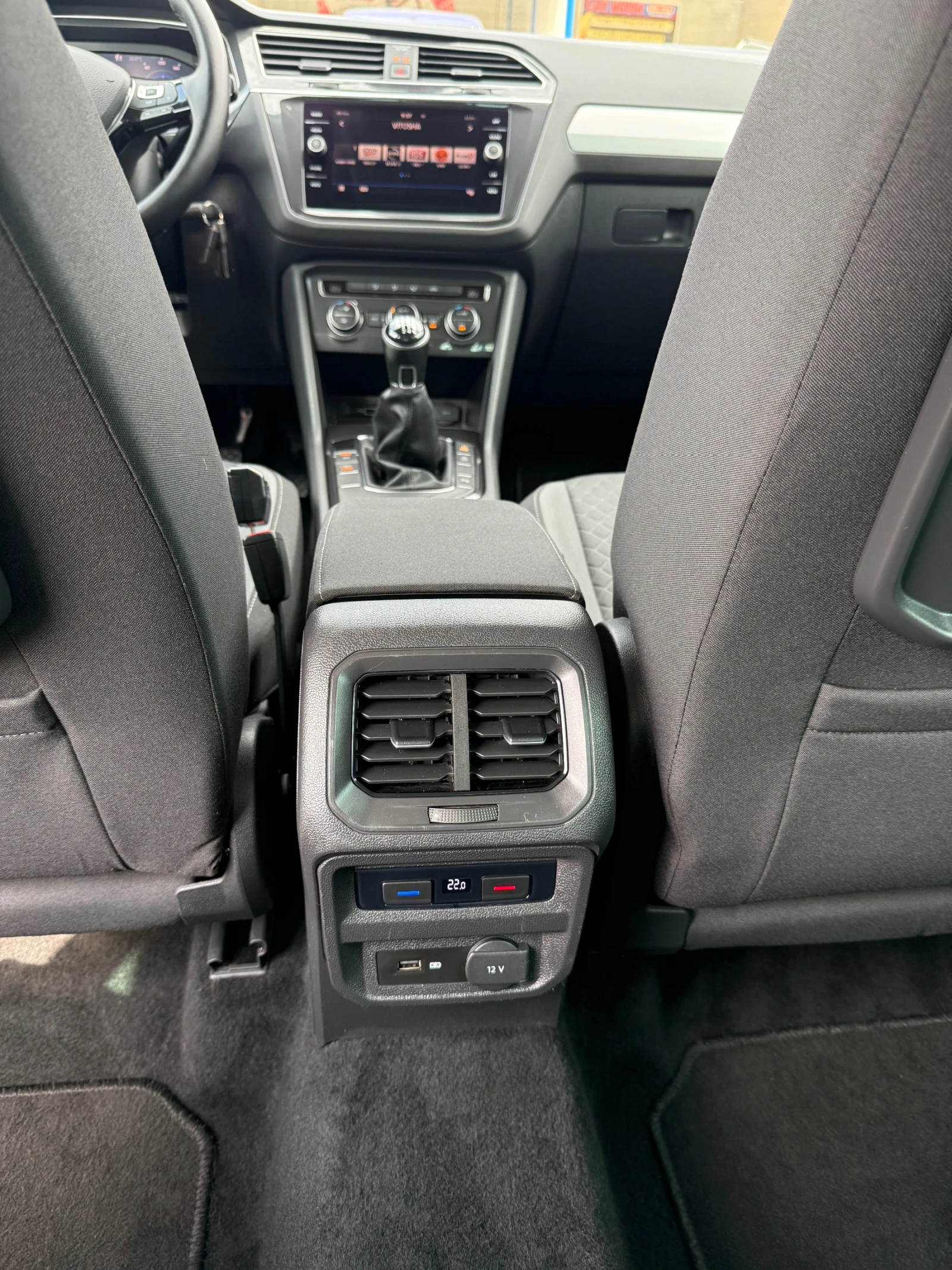 VW Tiguan R LINE DIGITAL 113250km, снимка 12 - Автомобили и джипове - 54735105