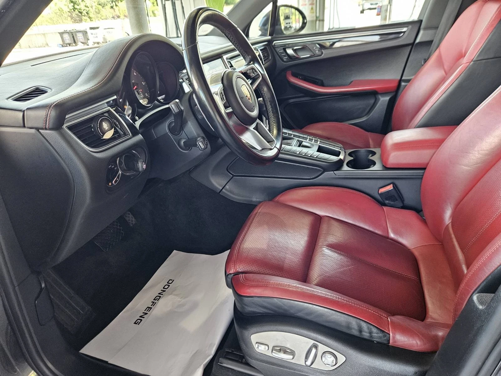 Porsche Macan S* ТОП* СОБСТВЕН ЛИЗИНГ, снимка 8 - Автомобили и джипове - 54849935
