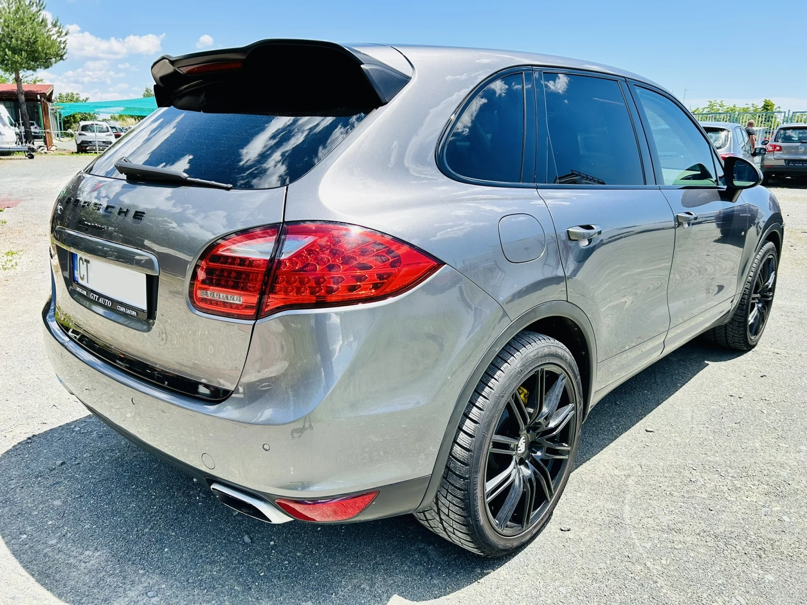 Porsche Cayenne 3.0D* 245kc* BOSE* PANO* NAVI* EU5, снимка 5 - Автомобили и джипове - 54915358
