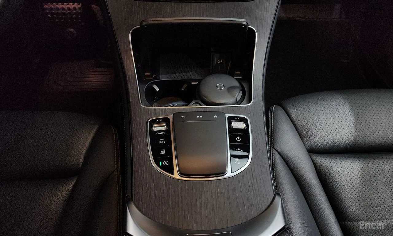 Mercedes-Benz GLC 300 COUPE* AMG* LINE* LANE* ASSIST* ХЕДЪП* 360КАМЕРА* , снимка 11 - Автомобили и джипове - 55262144