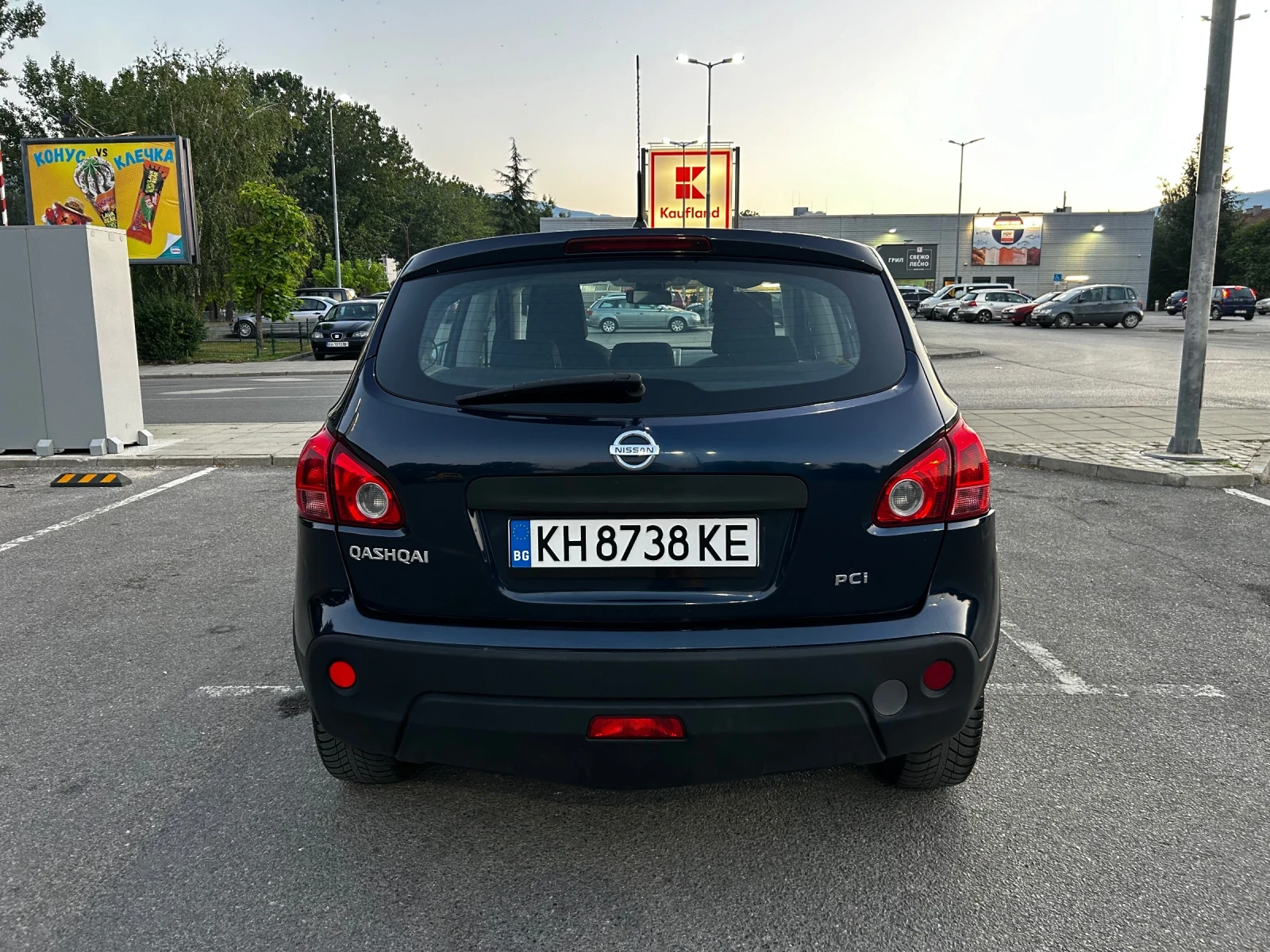 Nissan Qashqai, снимка 4 - Автомобили и джипове - 55970477
