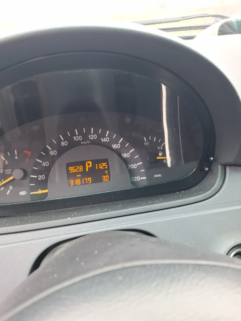 Mercedes-Benz Vito 2.2cdi, снимка 12 - Бусове и автобуси - 53202781