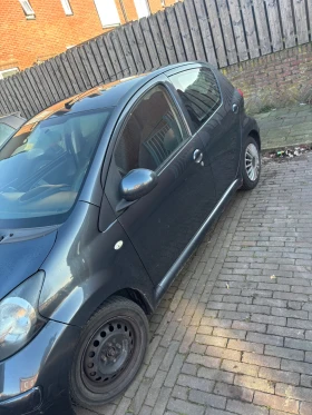 Toyota Aygo - 2000 € / 3911.66 лв. - 14707888 3