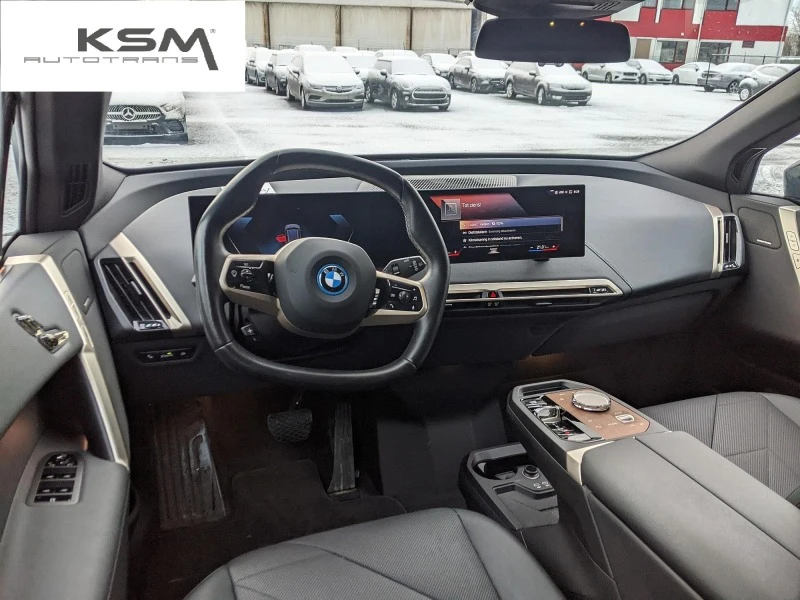 BMW iX xDrive40 76.6 kWh, снимка 9 - Автомобили и джипове - 44043064