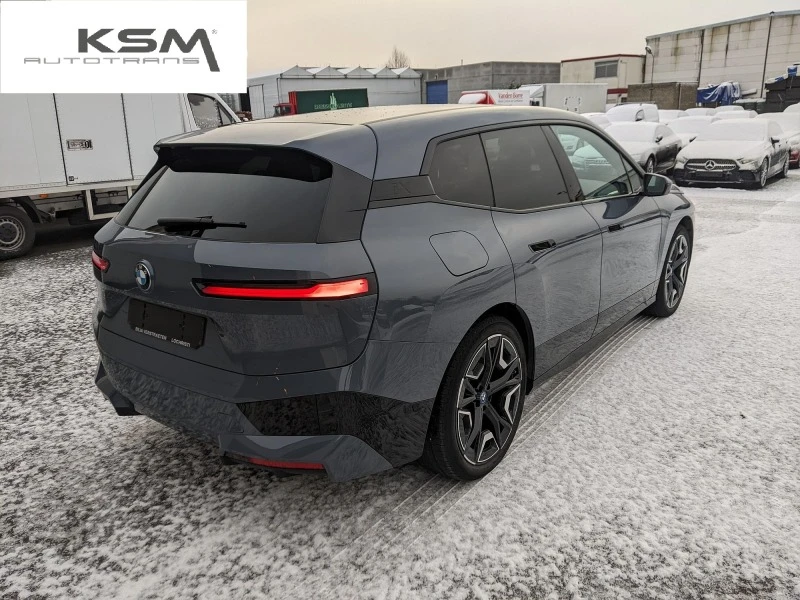 BMW iX xDrive40 76.6 kWh, снимка 6 - Автомобили и джипове - 44043064