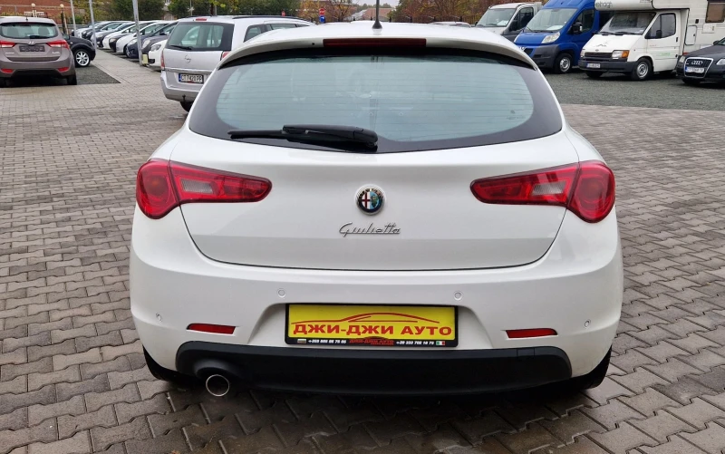 Alfa Romeo Giulietta 1.4 i turbo , снимка 5 - Автомобили и джипове - 47941940