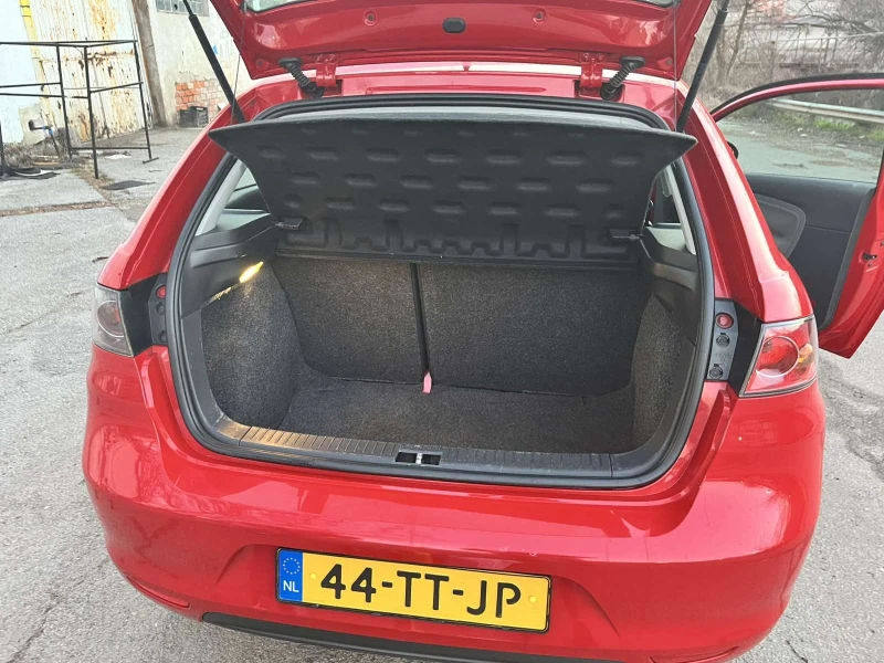 Seat Ibiza 1.4 16v, снимка 6 - Автомобили и джипове - 48408730