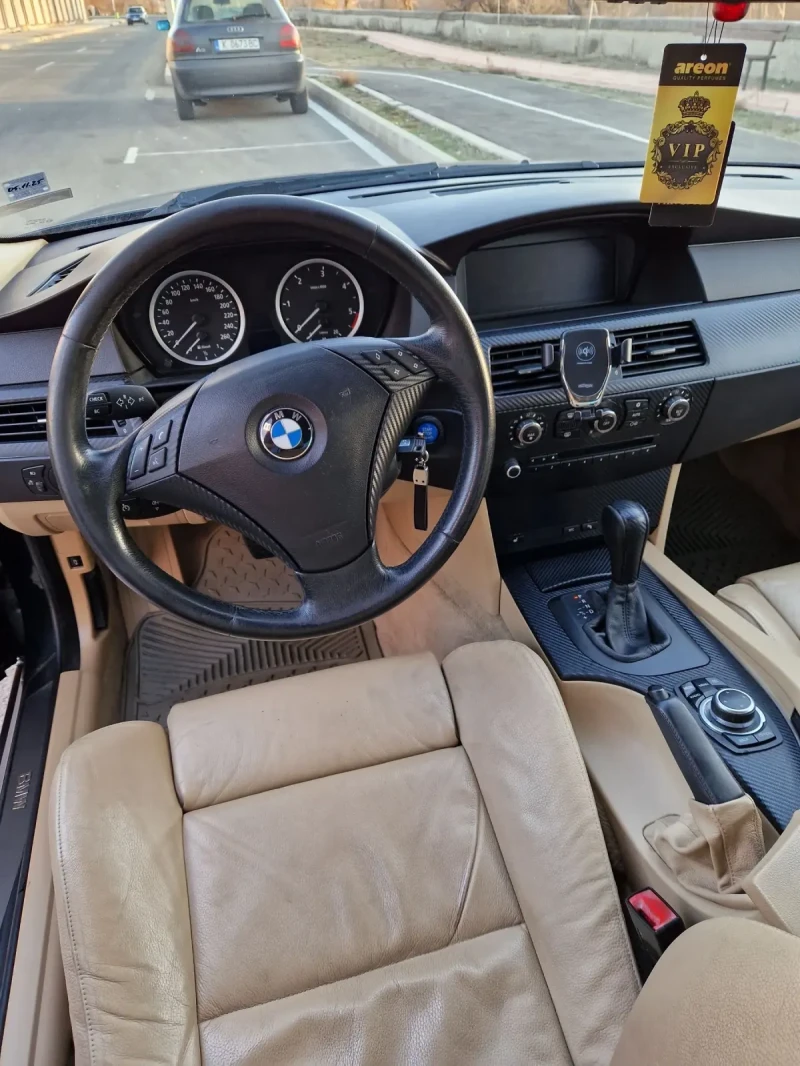 BMW 520, снимка 8 - Автомобили и джипове - 48920197